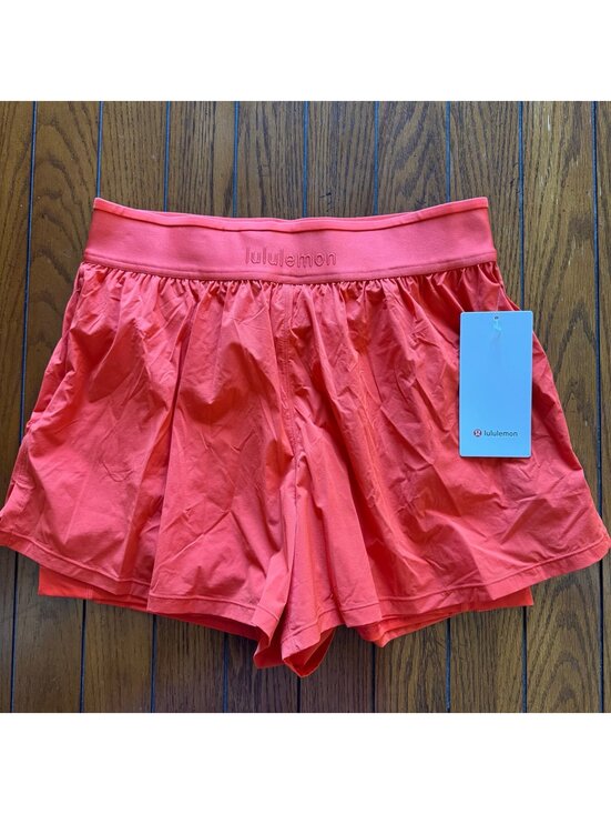 lululemon athletica Pants - Lululemon License to Train Super High Rise Short 3.5” Cherry Ember Size L/10 NWT